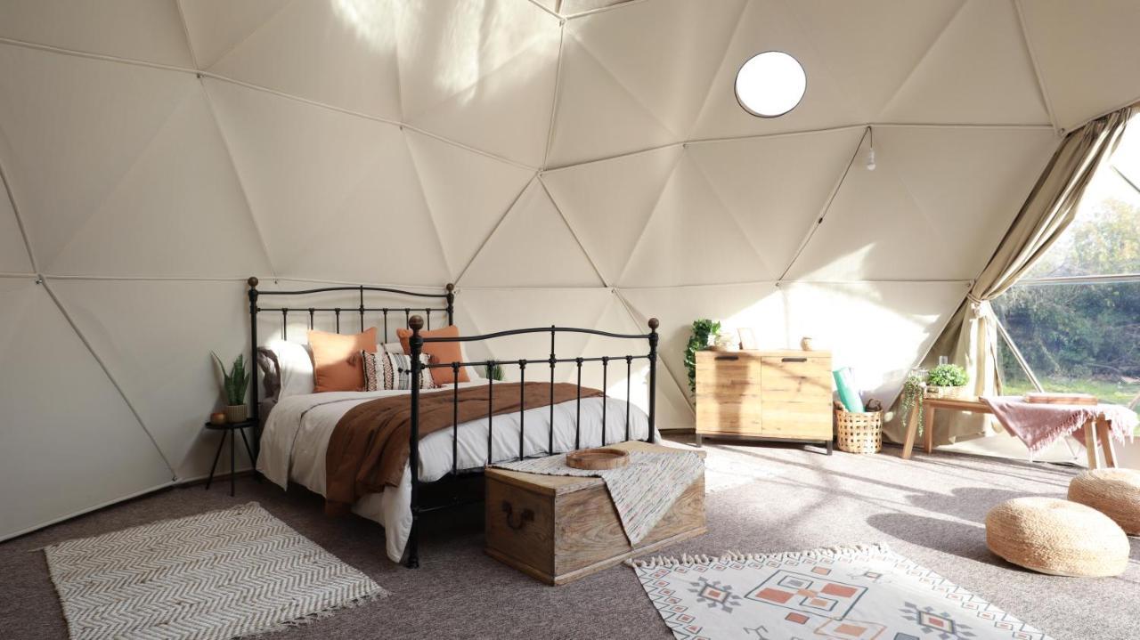 Luxury Dome With Private Wood-Fired Hot Tub Hotel Oxford Bagian luar foto