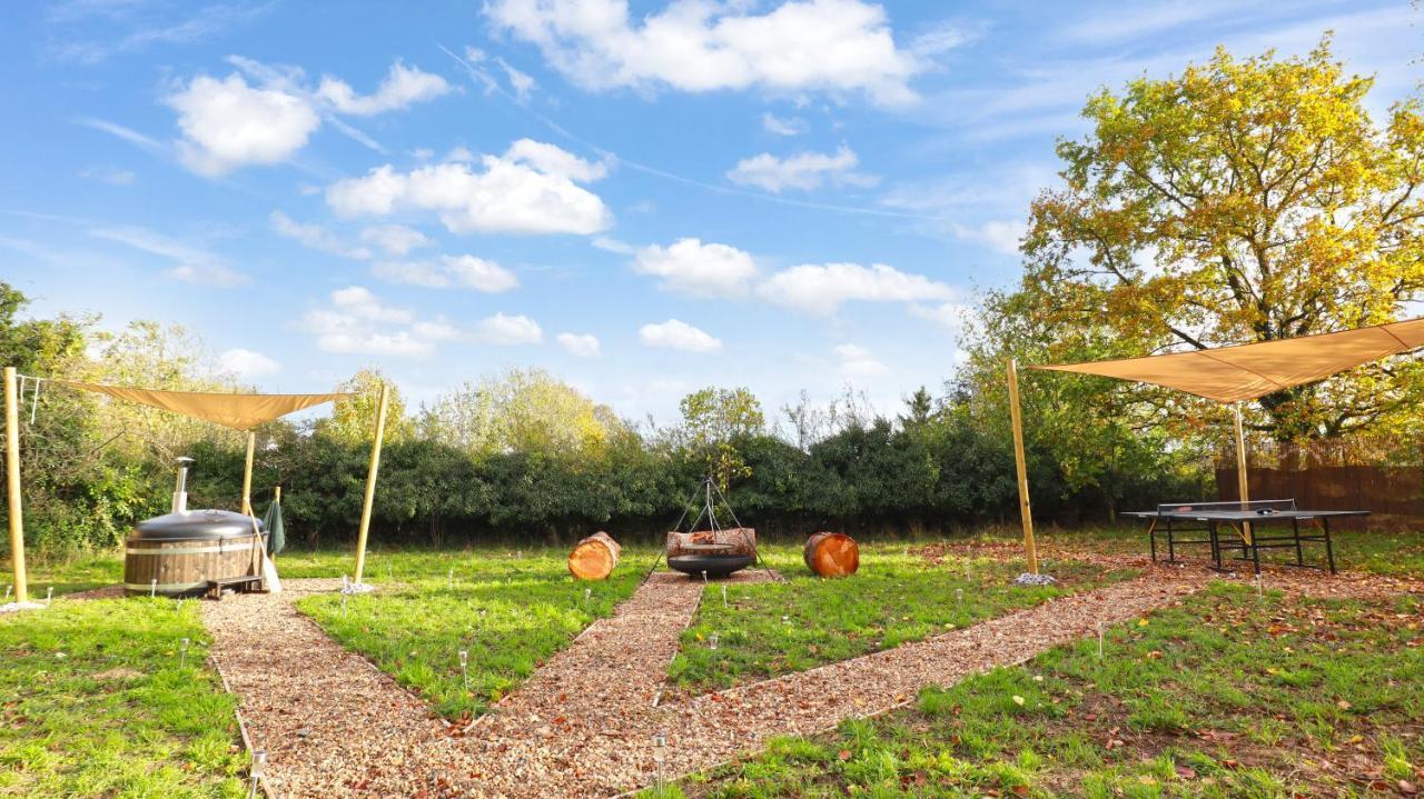 Luxury Dome With Private Wood-Fired Hot Tub Hotel Oxford Bagian luar foto